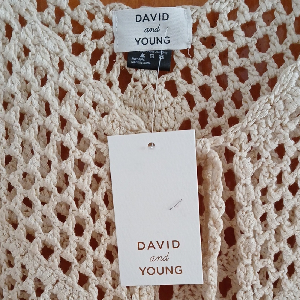 Divided White Crop Tie Front Tank Top - Picture 2 of 5